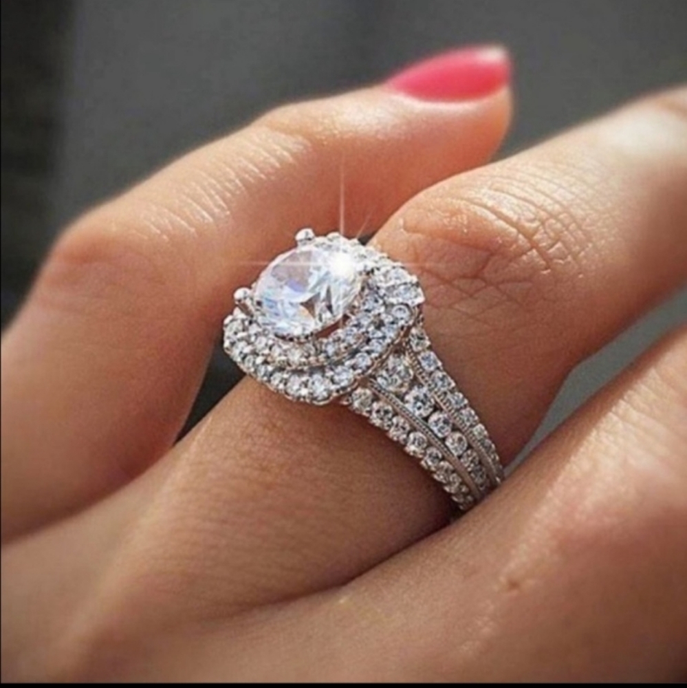 925 STERLING SILVER DIAMOND ENGAGEMENT RING